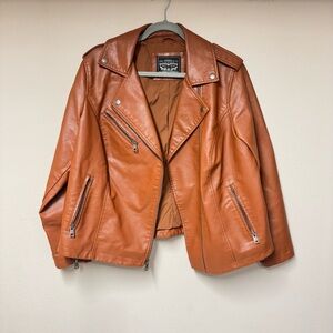 Levi’s Womens The Classic Faux Leather Moto Jacket
